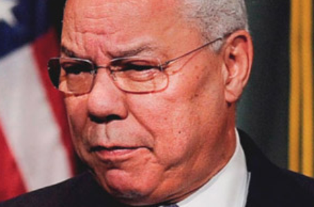 Morto Colin Powell, Segretario di Stato USA durante la Presidenza di George W.Bush, per complicanze da Covid. Era pienamente vaccinato.