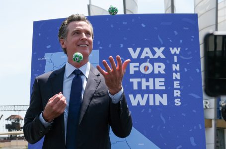 Anche nella liberale California, gli obblighi vaccinali affrontano dura resistenza