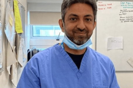Muore a 45 anni a Londra dopo aver contratto il covid il dottor Irfan Halim. Era vaccinato con due dosi