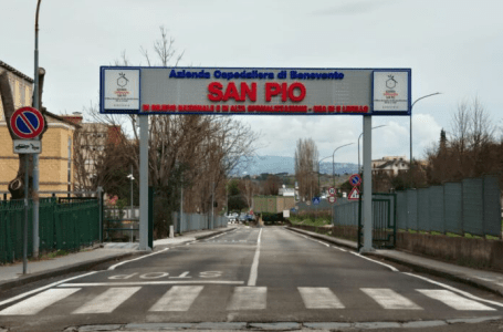 62enne vaccinato con doppia dose positivo al covid muore a Benevento