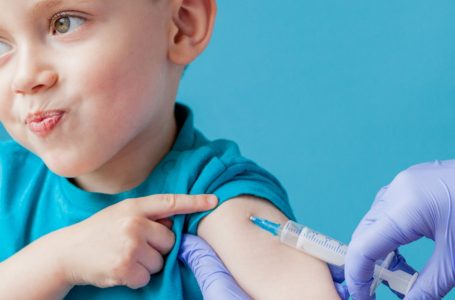 Perché vogliono vaccinare i bambini?
