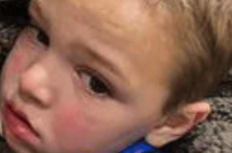 Bambino di 4 anni in ipotermia, lasciato fuori al freddo per sospetti sintomi Covid