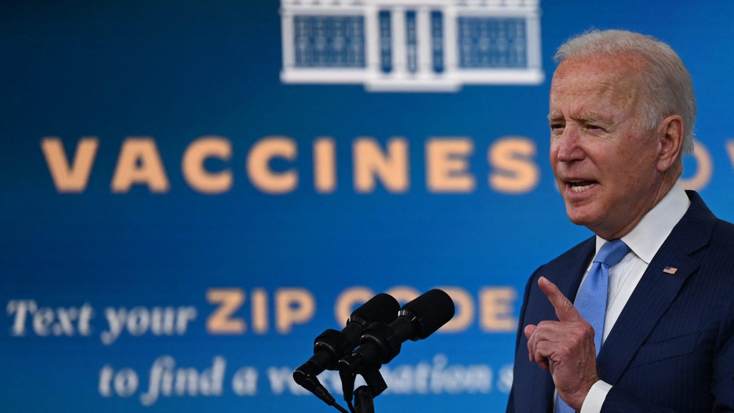 Giudice degli Stati Uniti blocca ancora una volta l’obbligo vaccinale di Biden
