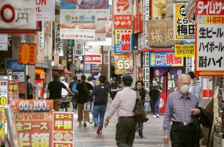 Il Giappone mette fine alla pantomima: Avvisa dei gravi effetti collaterali dei “vaccini” e rigetta ogni forma di obbligo o discriminazione per i cittadini