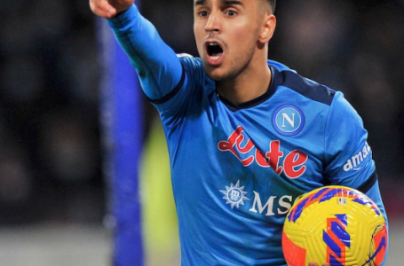 Problema cardiaco per l’attaccante 25enne del Napoli Adam Ounas. Lo annuncia il suo allenatore della nazionale algerina. Un mese fa ha ricevuto la terza dose