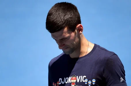 Australian Open: annullato nuovamente il visto di Novak Djokovic, il tennista rischia un divieto d’ingresso per 3 anni