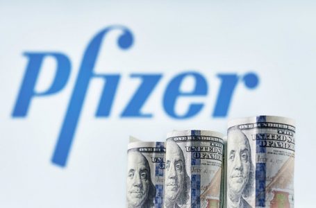 Pfizer finanzia i fact-checkers di Facebook. Emerge un altro conflitto di interessi, Big Pharma paga Big Tech per censurare i critici