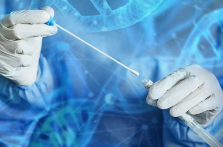 Il CDC ammette di raccogliere i tampone nasali COVID per l’analisi del sequenziamento genomico