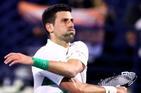Novak Djokovic abbandona altri due tornei per i requisiti di vaccinazione