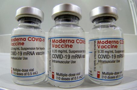 Moderna è pronta: chiede alla FDA di autorizzare il vaccino Covid-19 nei bambini da 6 mesi a 6 anni…a tre dosi?