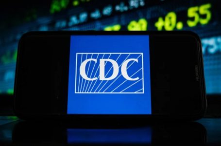 Il CDC ha spiato milioni di americani tramite i loro telefoni, anche per scopi NON COVID