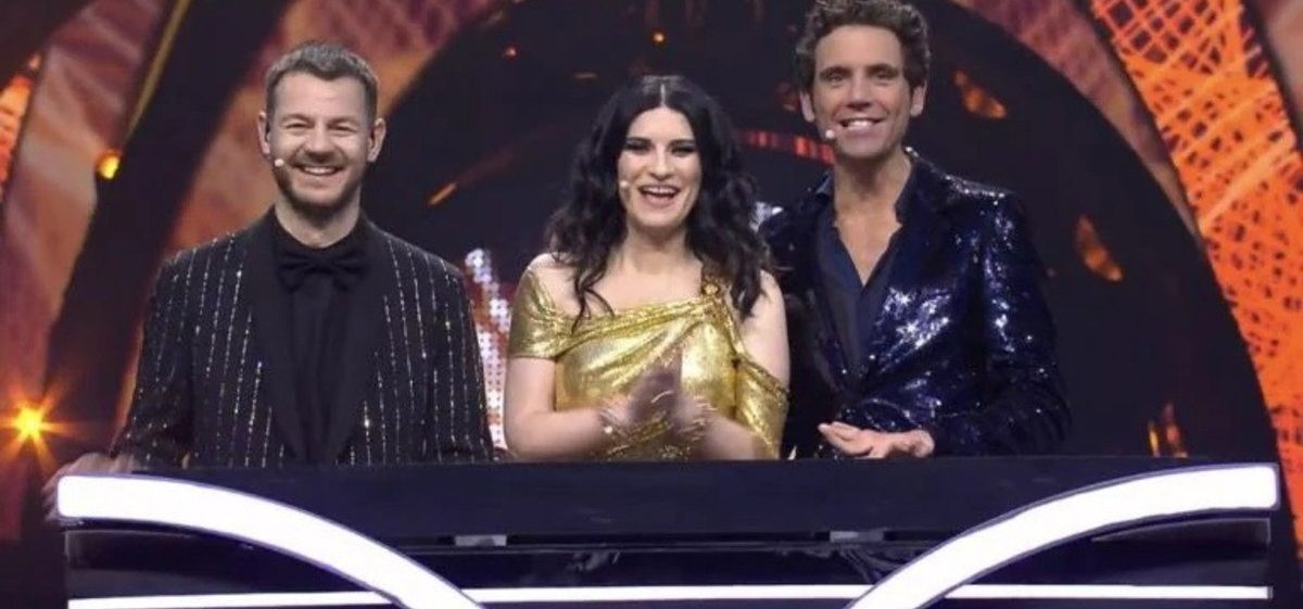 Malore sul palco per Laura Pausini agli Eurovision