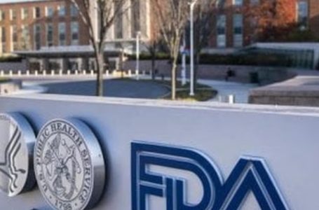 Il panel di esperti dell’ FDA ha votato  per “riprogettare” i vaccini COVID sulle varianti  Omicron questo autunno