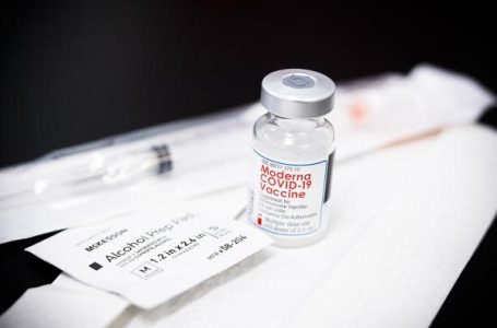 UK- Approvato per l’uso negli adulti il vaccino aggiornato ‘Next Generation’ di Moderna